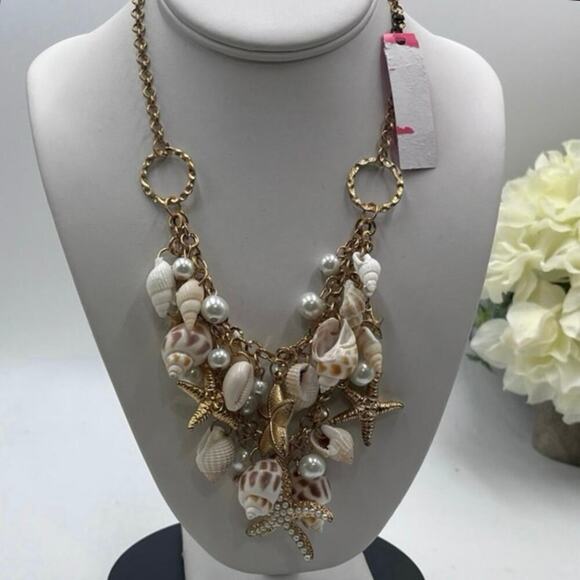 Betsey Johnson Pearls Sea Starfish Seashell Two Strand Statement NECKLACE New - Picture 1 of 11
